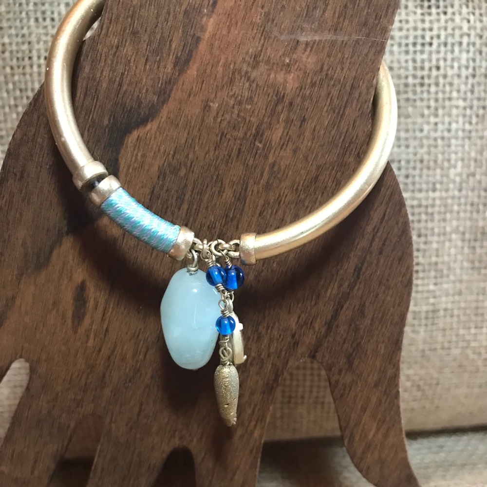 NWT Kenneth Cole Brushed Gold Semi-Precious Stone stretch bracelet